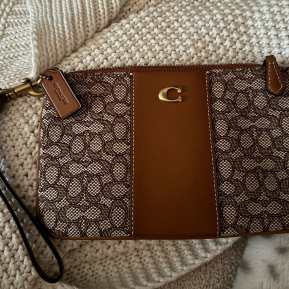 Coach Signature Jacquard Wristlet